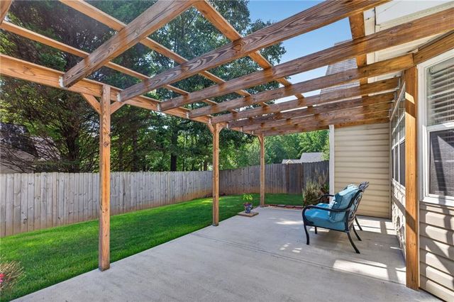 300 Hickory Pointe Court, Villa Rica, GA 30180