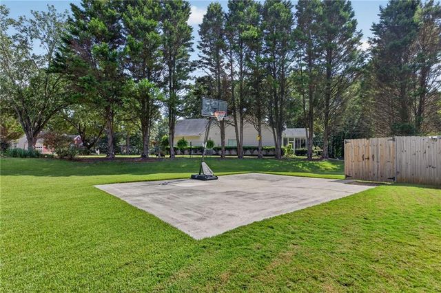 300 Hickory Pointe Court, Villa Rica, GA 30180