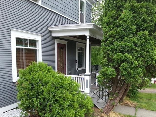 460-462 Colchester Avenue, Burlington, VT 05401