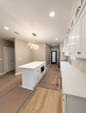 1518 23rd Ave, N, Nashville, TN 37208