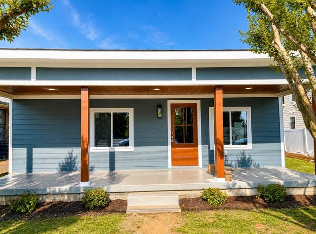 1518 23rd Ave, N, Nashville, TN 37208