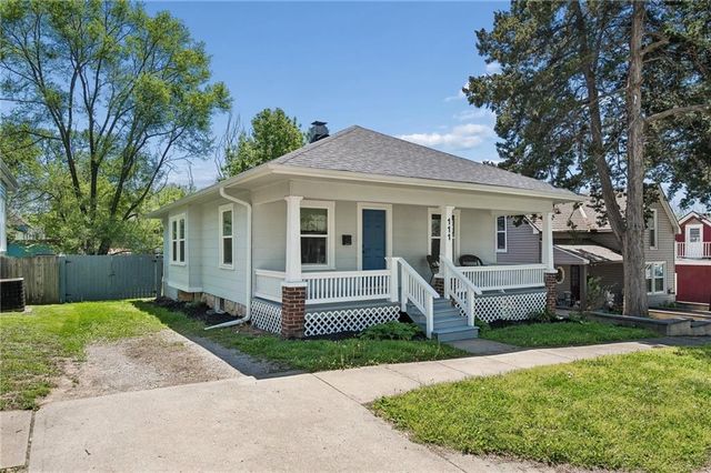 111 Groom Street, Liberty, MO 64068
