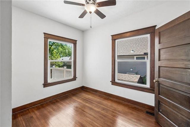 111 Groom Street, Liberty, MO 64068
