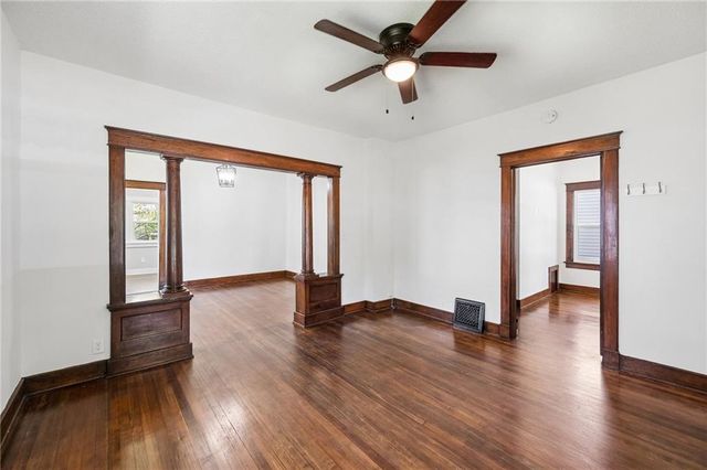 111 Groom Street, Liberty, MO 64068