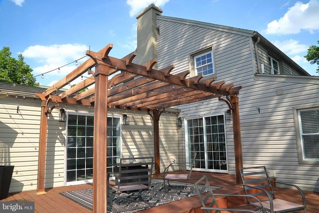 113 E FRANKLIN ST, Ephrata, PA 17522