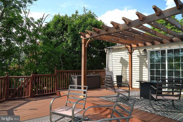 113 E FRANKLIN ST, Ephrata, PA 17522