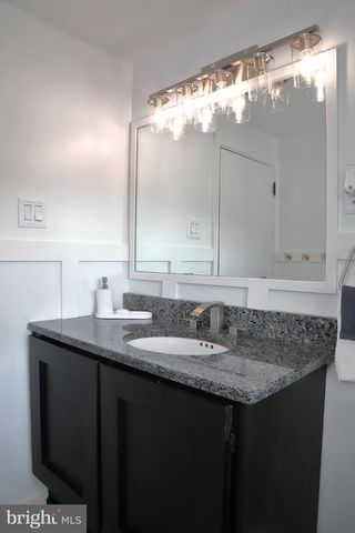 113 E FRANKLIN ST, Ephrata, PA 17522