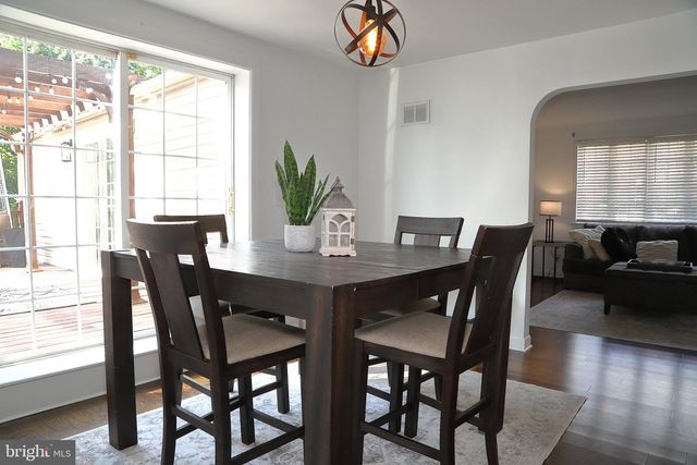 113 E FRANKLIN ST, Ephrata, PA 17522