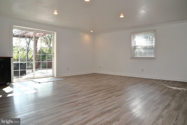 113 E FRANKLIN ST, Ephrata, PA 17522