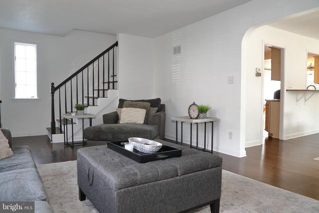 113 E FRANKLIN ST, Ephrata, PA 17522