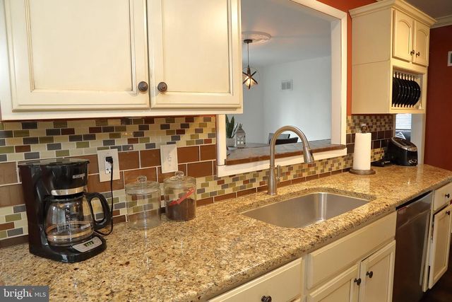 113 E FRANKLIN ST, Ephrata, PA 17522
