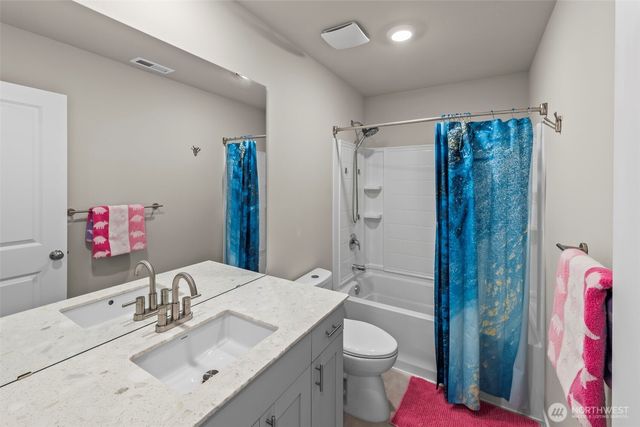 5990 Rebel Road SW, Port Orchard, WA 98367