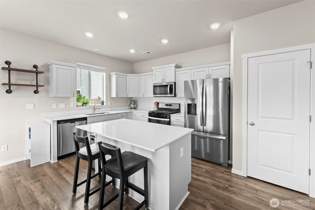 5990 Rebel Road SW, Port Orchard, WA 98367