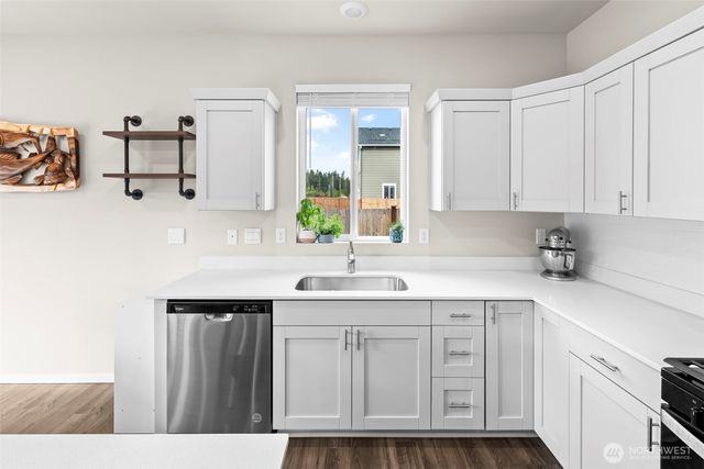 5990 Rebel Road SW, Port Orchard, WA 98367