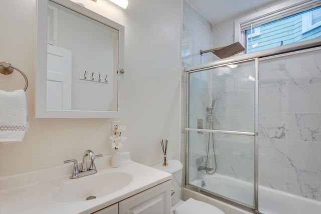 29-31 Washburn Ave 1A, Cambridge, MA 02140