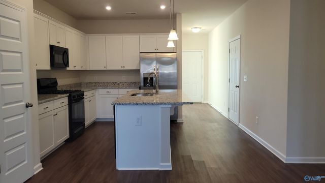 13030 Lantern Pointe Way, Harvest, AL 35749