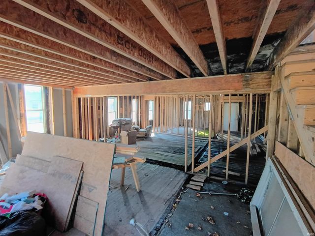 328 Jay Street, Rochester, IN 46975