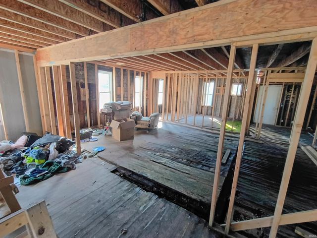 328 Jay Street, Rochester, IN 46975