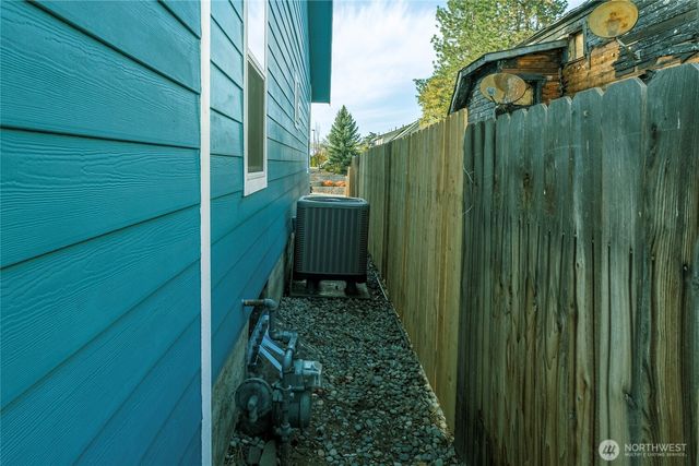 415 King Street, Wenatchee, WA 98801