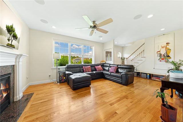 11 Aubin Street, Seekonk, MA 02771