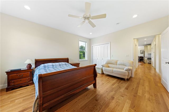 11 Aubin Street, Seekonk, MA 02771