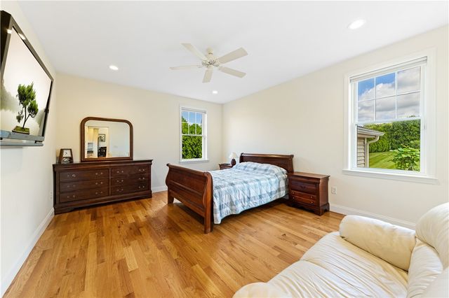 11 Aubin Street, Seekonk, MA 02771