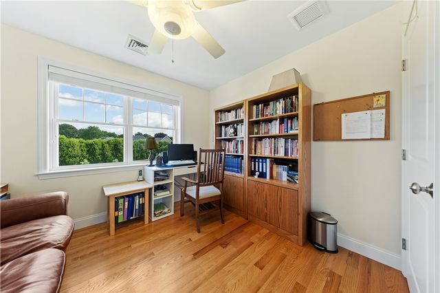11 Aubin Street, Seekonk, MA 02771