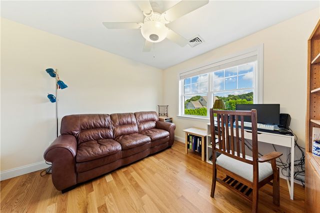 11 Aubin Street, Seekonk, MA 02771