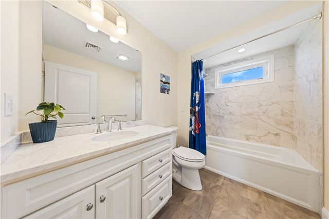 11 Aubin Street, Seekonk, MA 02771