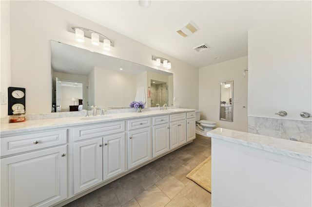 11 Aubin Street, Seekonk, MA 02771