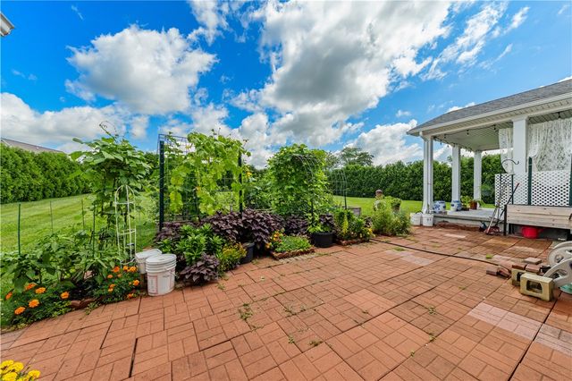 11 Aubin Street, Seekonk, MA 02771