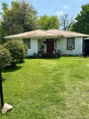 712 E Liberty Street, Mexia, TX 76667