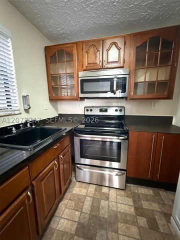 1121 SW 122nd Ave 107-2, Miami, FL 33184