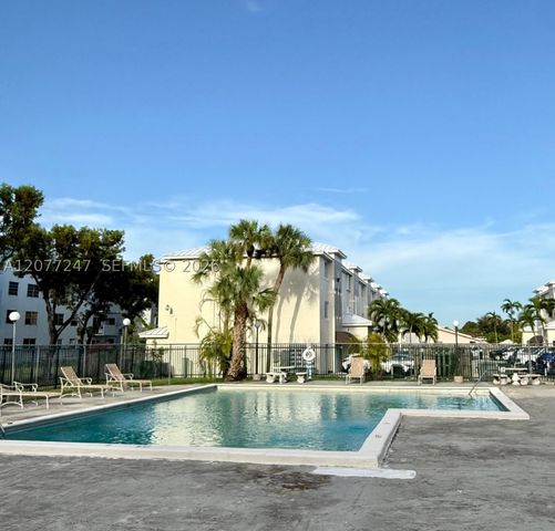 1121 SW 122nd Ave 107-2, Miami, FL 33184