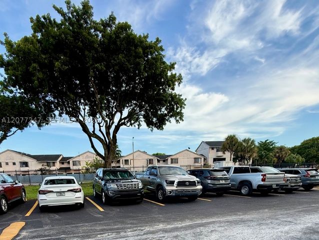 1121 SW 122nd Ave 107-2, Miami, FL 33184
