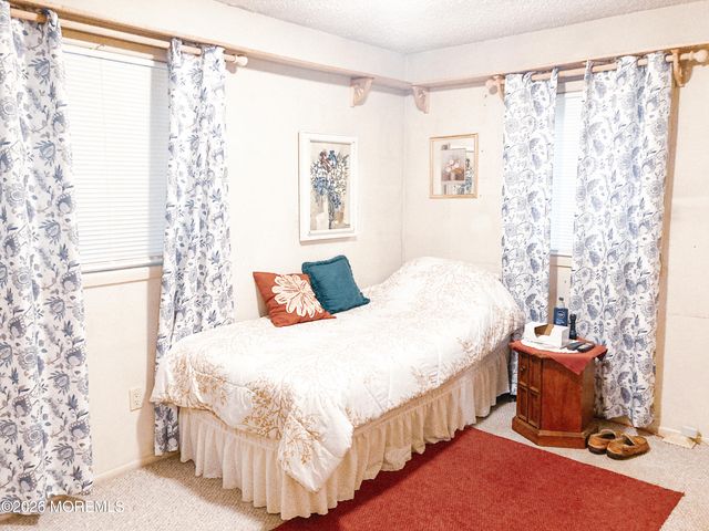 3 B Swan Street, Manchester, NJ 08759
