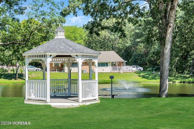 3 B Swan Street, Manchester, NJ 08759