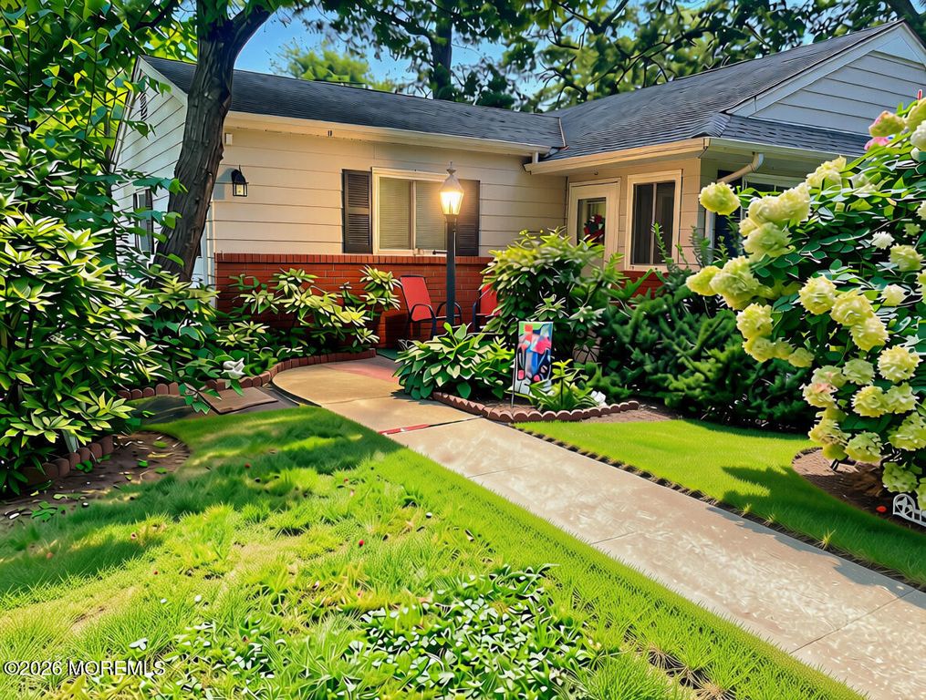 3 B Swan Street, Manchester, NJ 08759