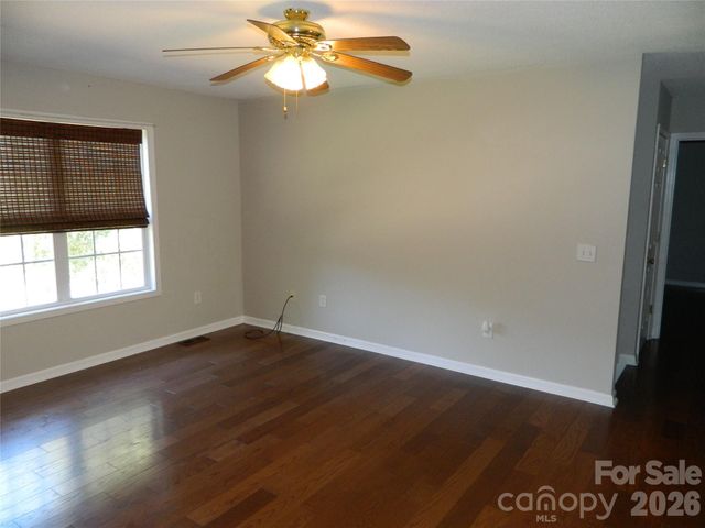 5320 Eider Lane, Granite Falls, NC 28630