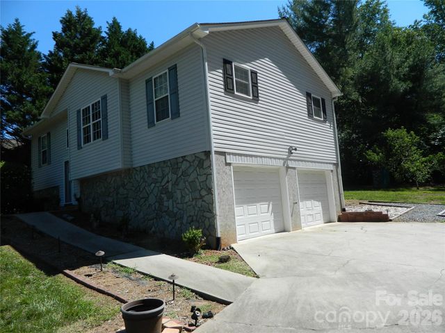 5320 Eider Lane, Granite Falls, NC 28630