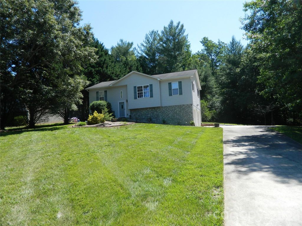 5320 Eider Lane, Granite Falls, NC 28630
