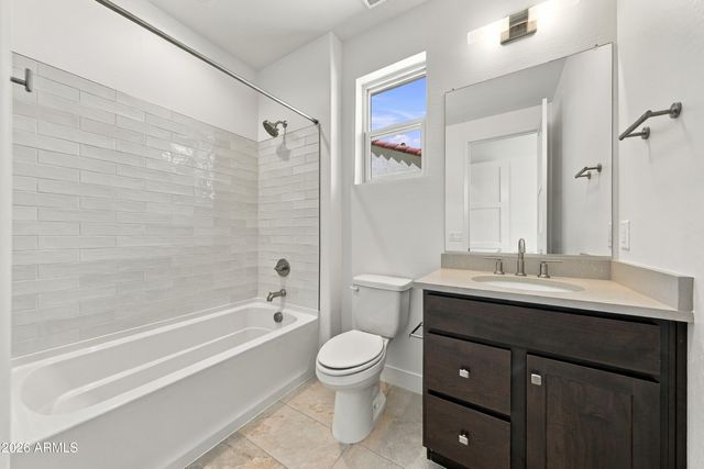 16672 W FAIRMOUNT Avenue, Goodyear, AZ 85395