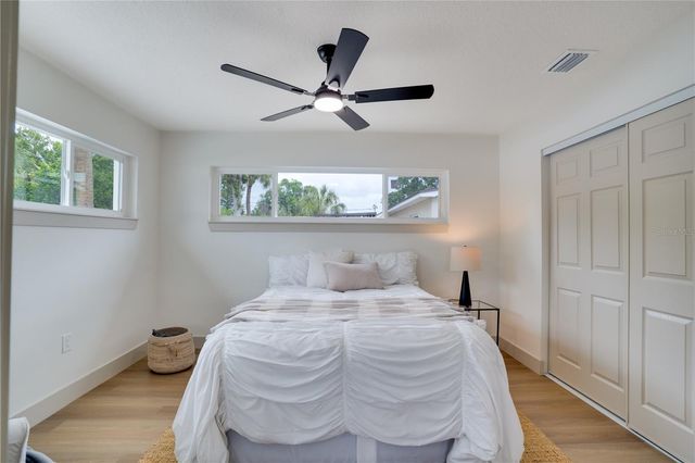 1950 75TH STREET N, St Petersburg, FL 33710