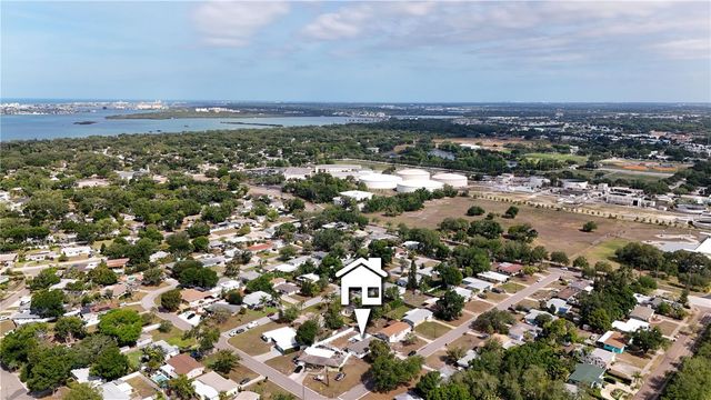 1950 75TH STREET N, St Petersburg, FL 33710