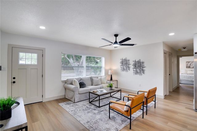 1950 75TH STREET N, St Petersburg, FL 33710