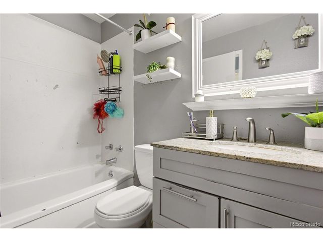 5354 Granby St, Denver, CO 80239