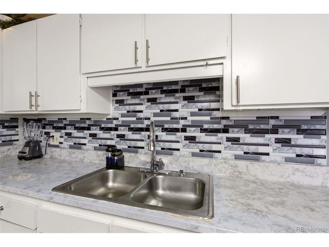 5354 Granby St, Denver, CO 80239