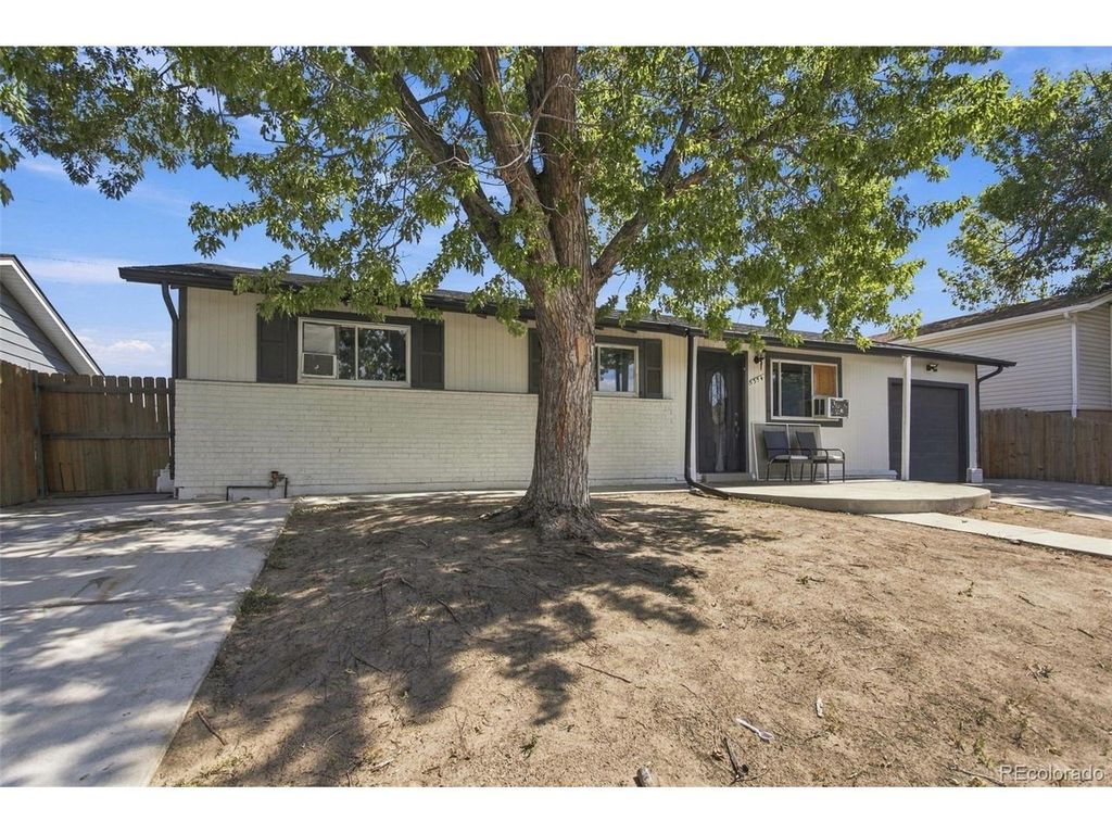 5354 Granby St, Denver, CO 80239