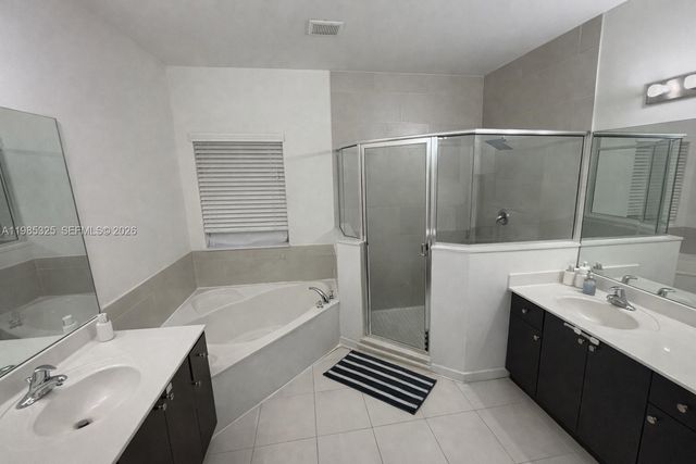 7031 SW 165th Ave, Miami, FL 33193