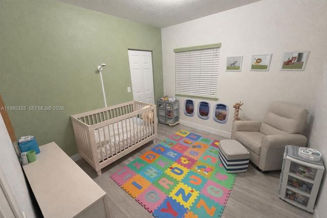 7031 SW 165th Ave, Miami, FL 33193